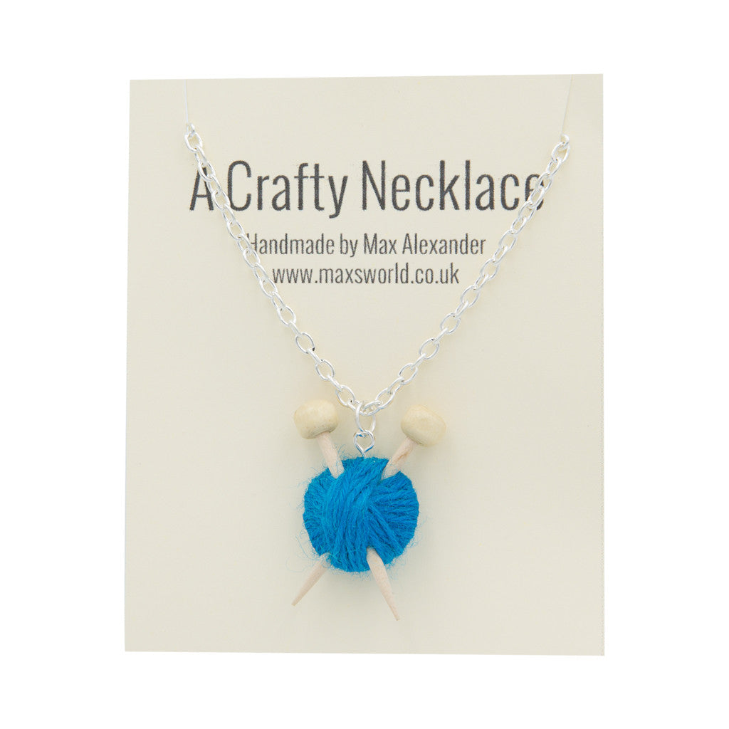 Max’s World – Knitting Necklace