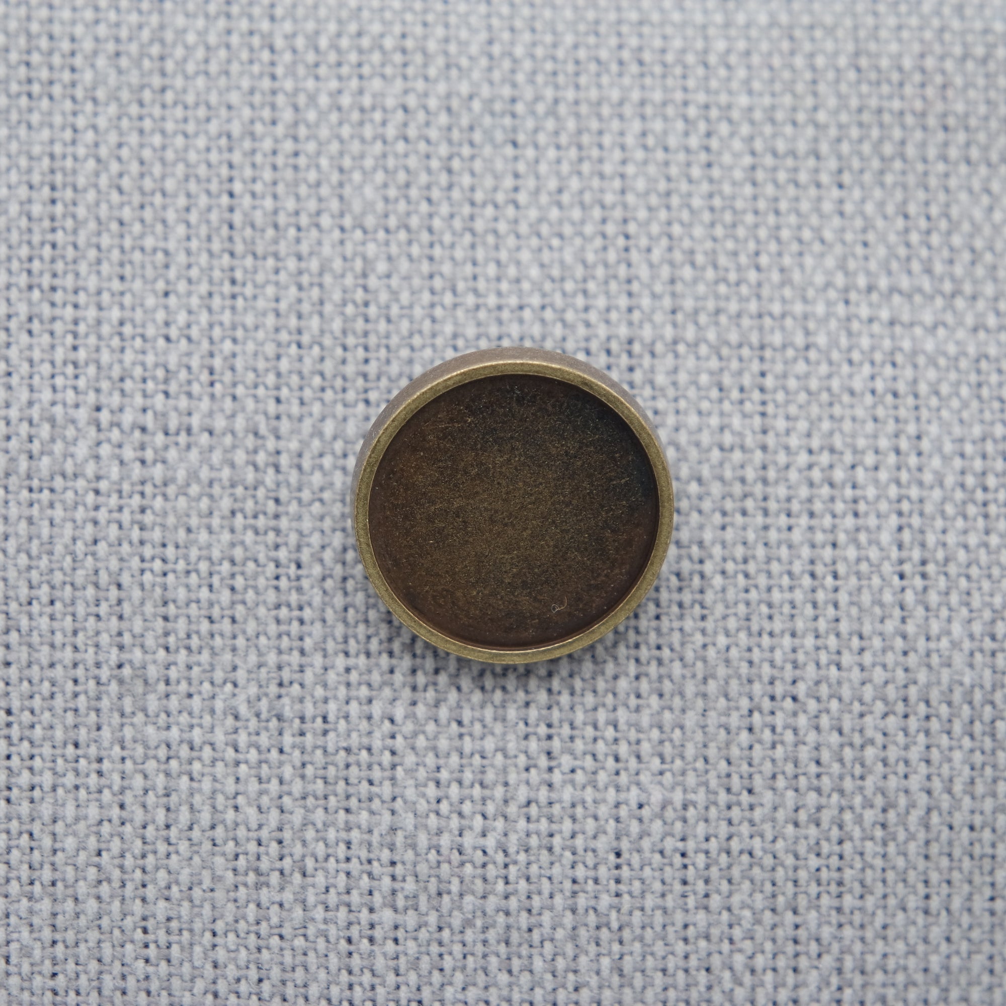 Metallic Button 25001