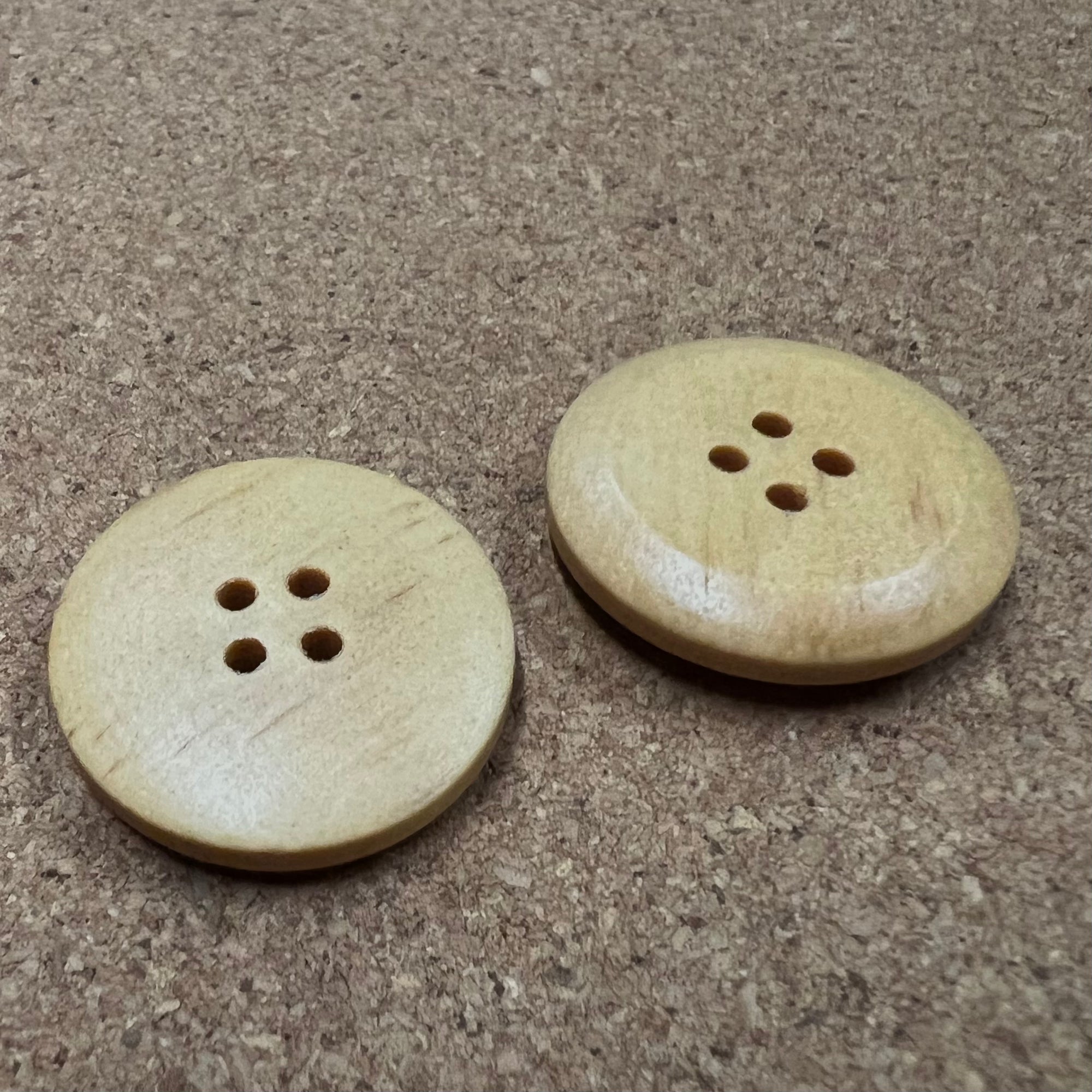 Wooden Button, large 20008